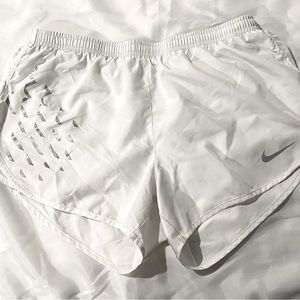 Nike running shorts ⭐️3 for $33⭐️